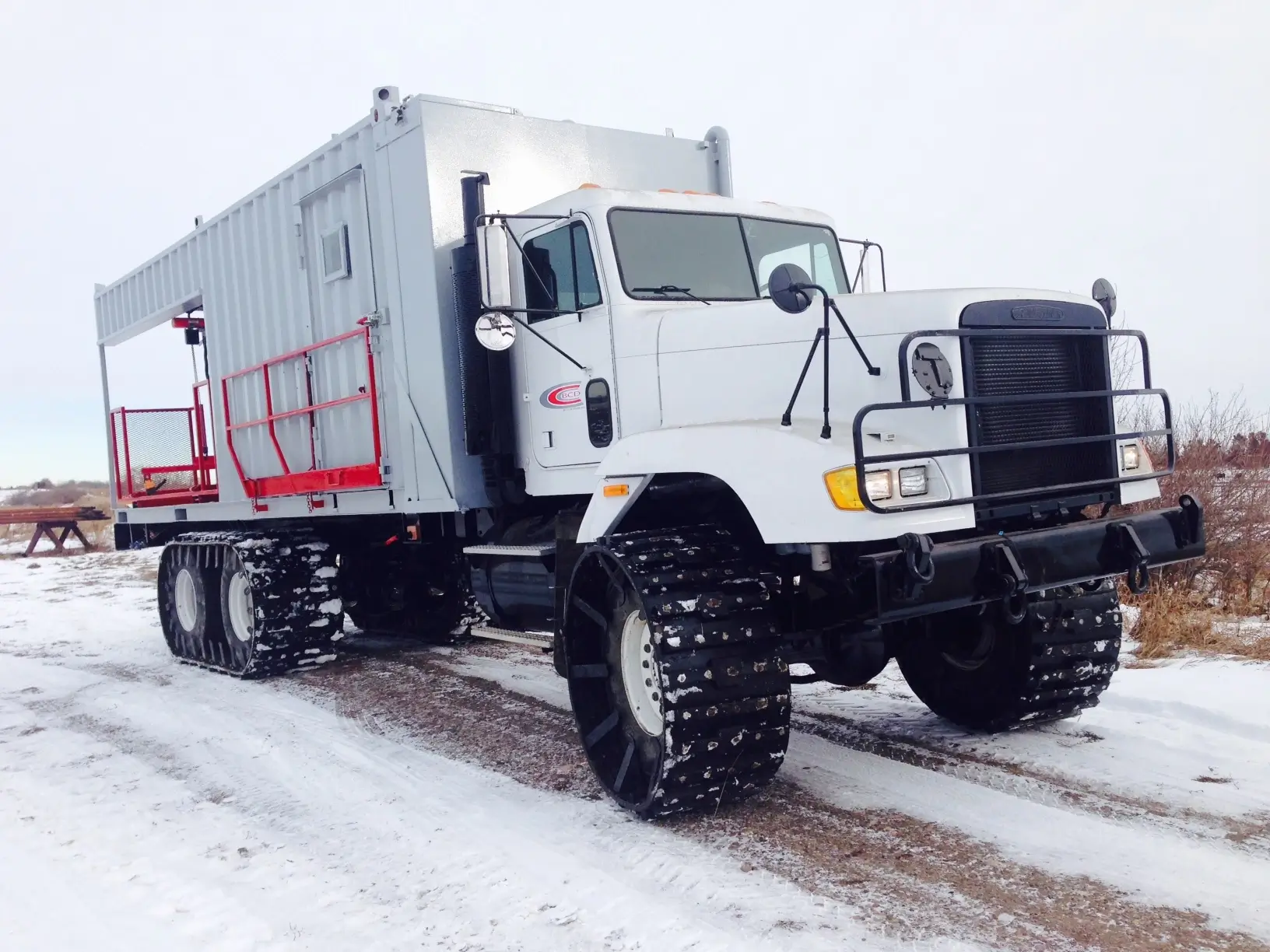 Individual-and-Tandem-Axle-Military-Truck-Tarcks
