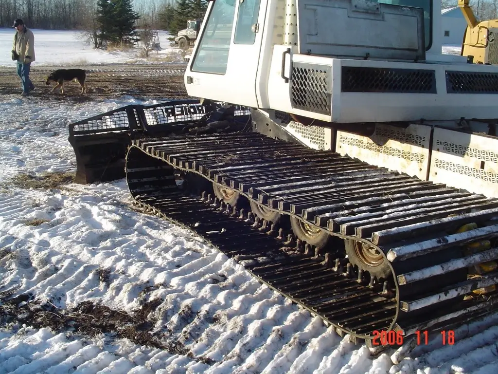 Orugas right track en vehículos para la nieve